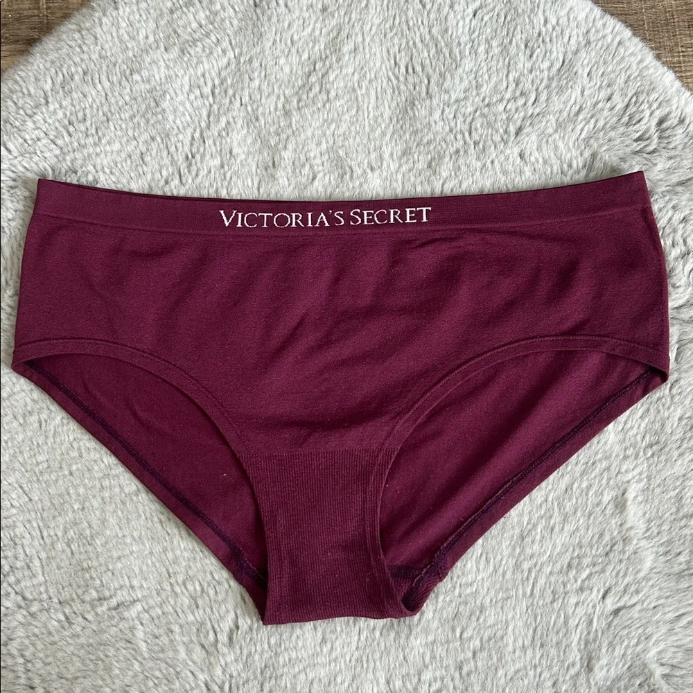 Victoria's Secret Hiphugger Panty L